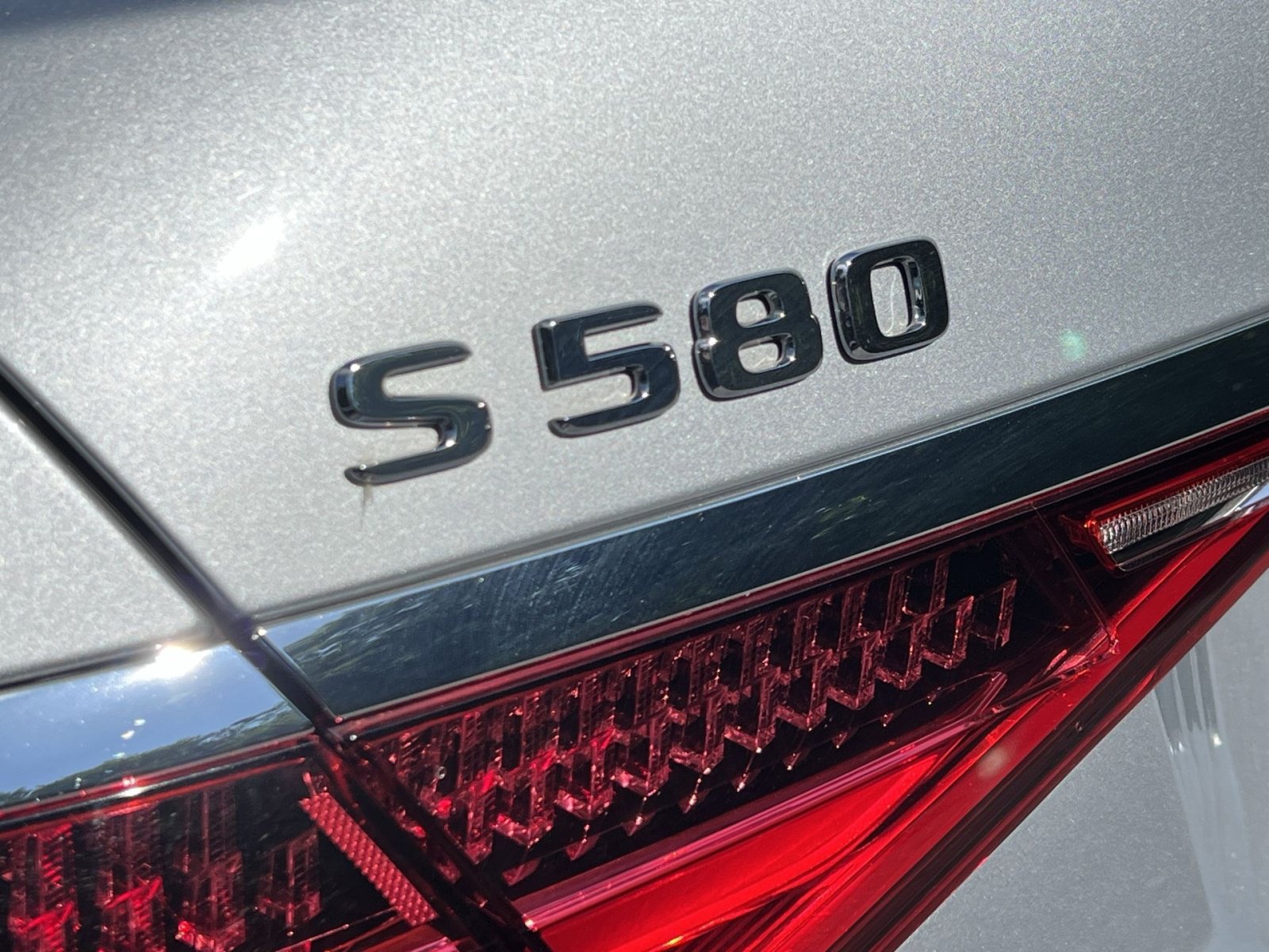 Certified 2022 Mercedes-Benz S 580 4MATIC Sedan image 36