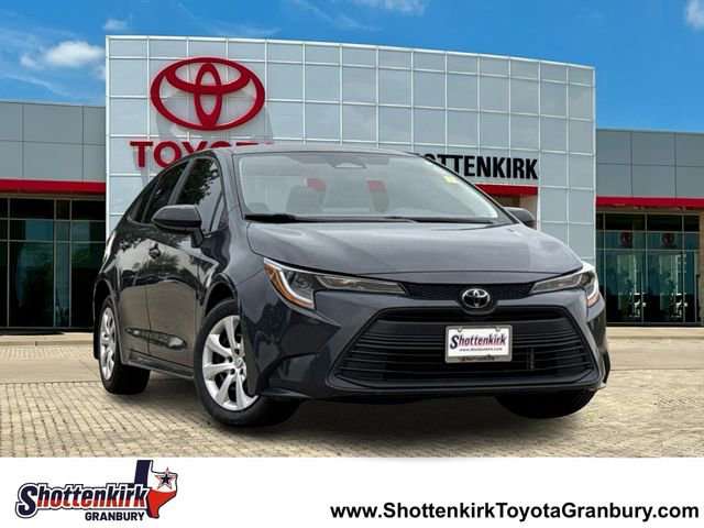 Used 2025 Toyota Corolla LE FWD video 1
