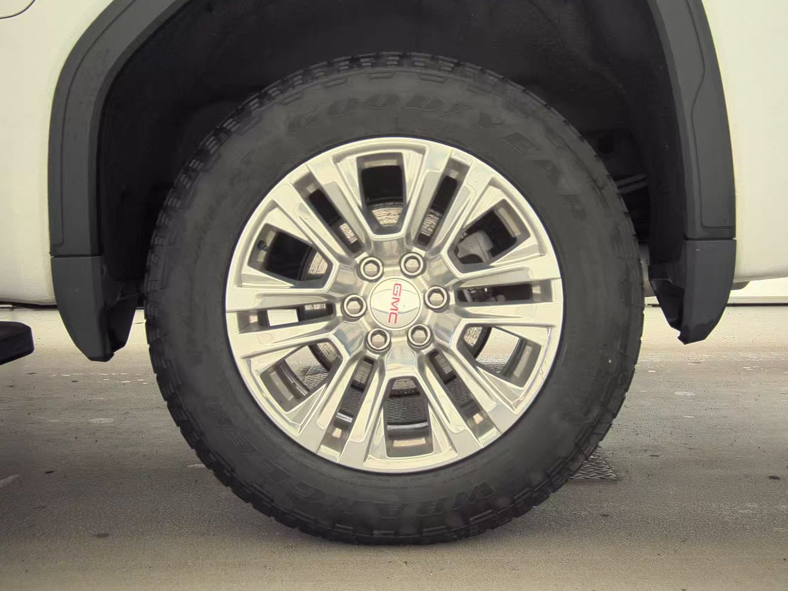 Used 2023 GMC Sierra 1500 Denali AWD/4WD image 14