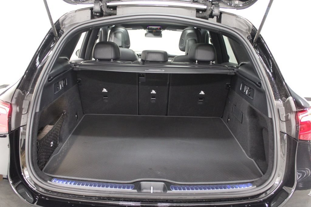 Certified 2026 Mercedes-Benz GLC 300 image 38