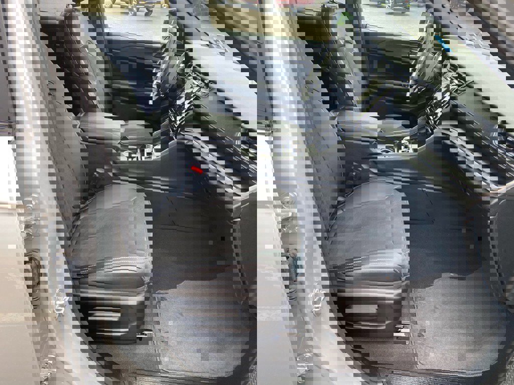 Used 2024 Jeep Grand Cherokee Altitude image 26