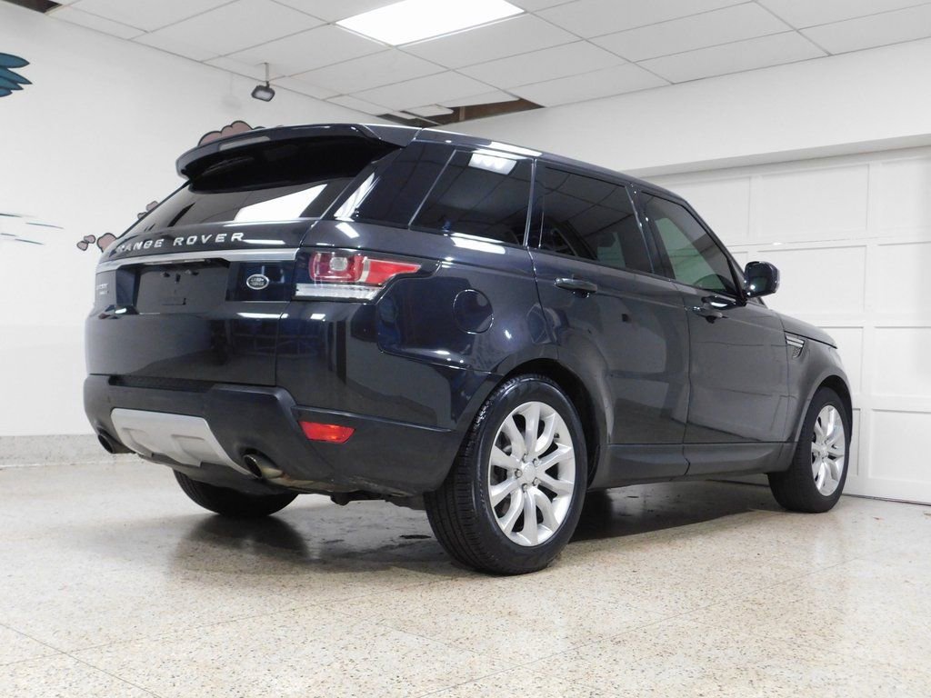 Used 2014 Land Rover Range Rover Sport HSE image 4