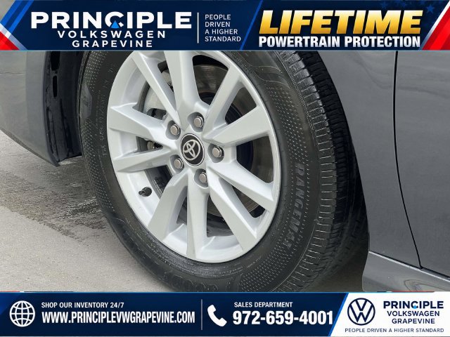 Used 2026 Toyota Camry LE FWD image 6