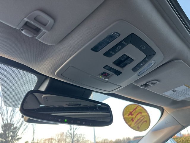 Used 2024 Toyota Sienna XLE image 29