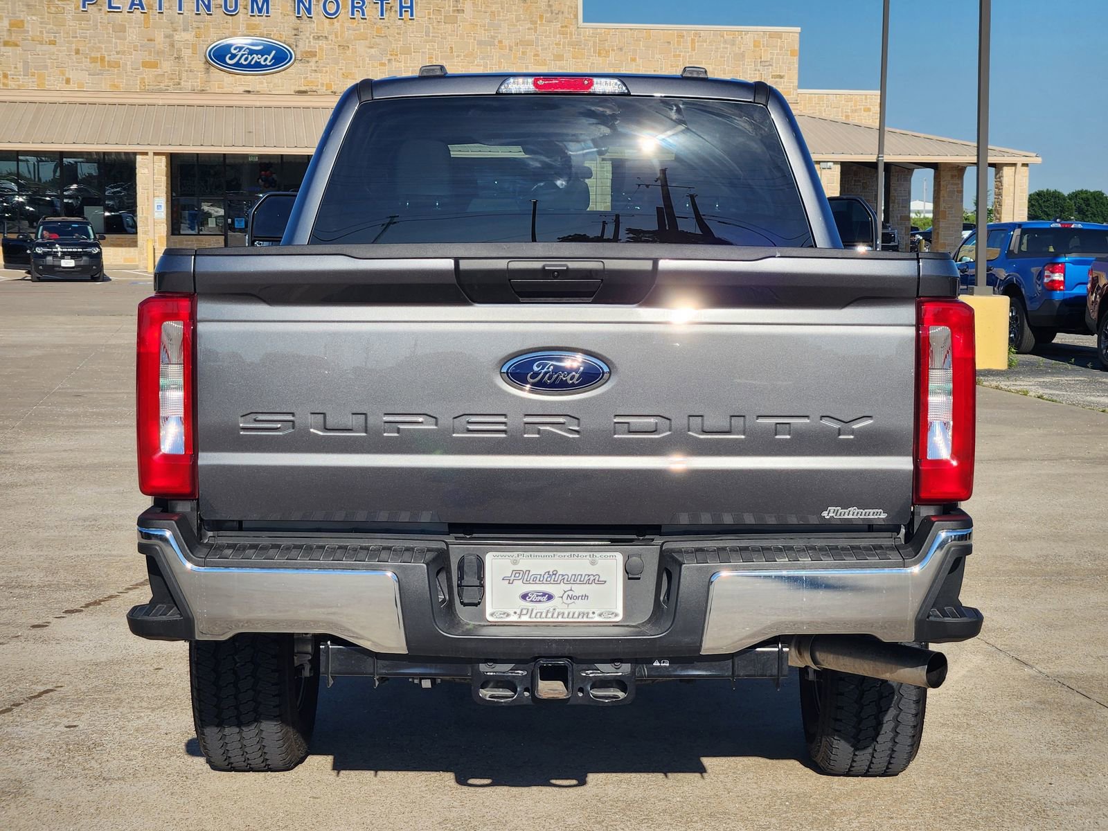 Used 2025 Ford F250 XLT w/ FX4 Off-Road Package AWD/4WD image 8