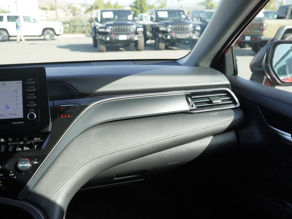 Used 2024 Toyota Camry SE FWD image 27