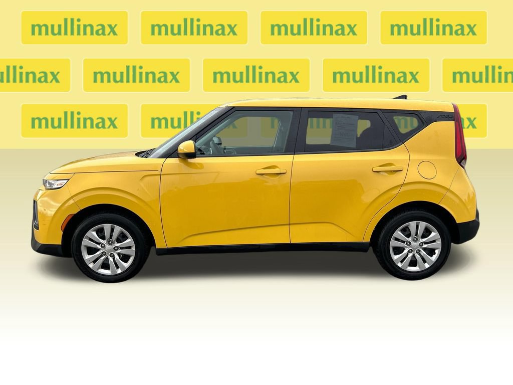 Used 2020 Kia Soul LX FWD image 11