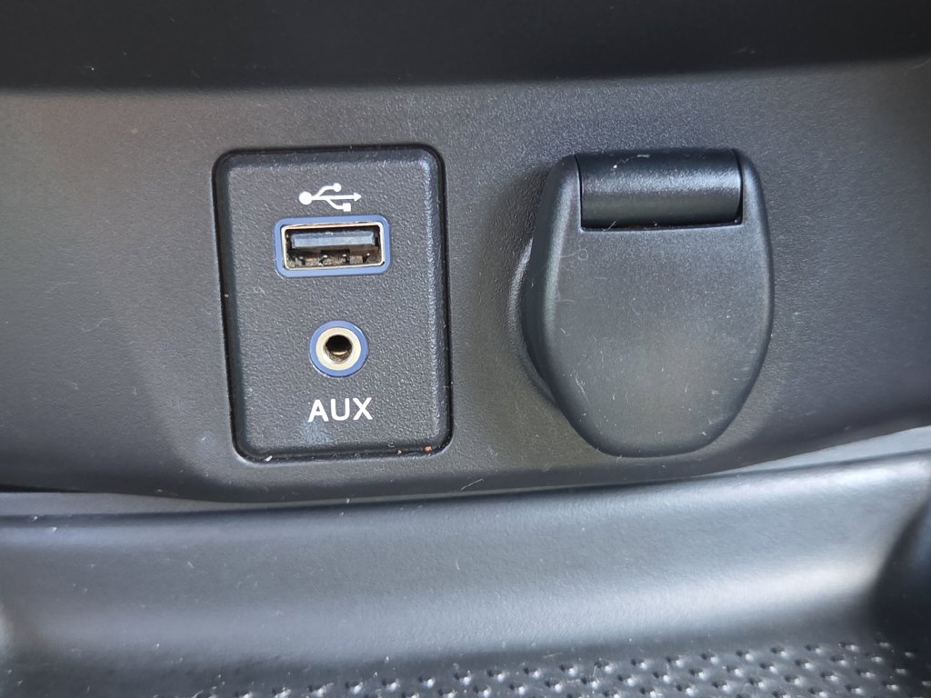 Used 2017 Nissan Rogue S FWD image 37