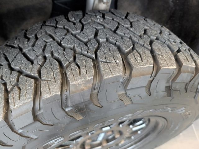Used 2019 Jeep Grand Cherokee Altitude AWD/4WD image 39