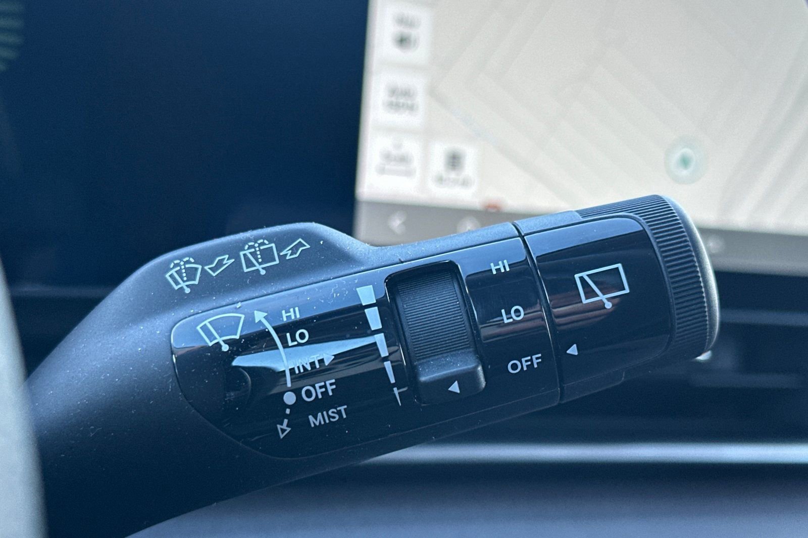 Certified 2026 Kia Carnival EX image 40