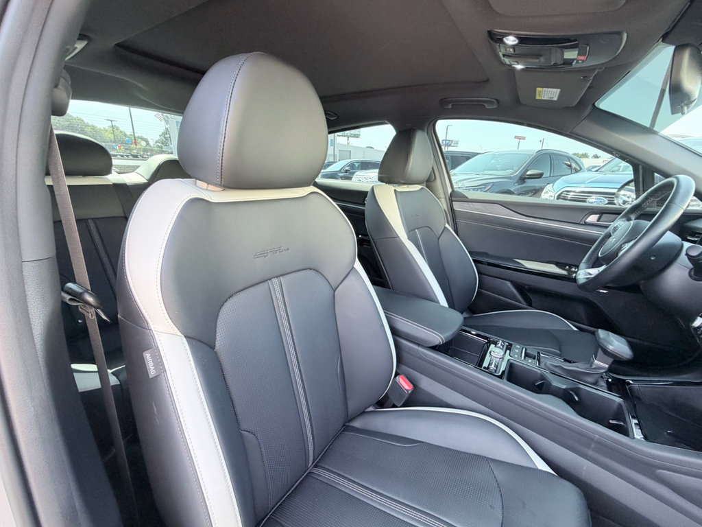 Used 2025 Kia K5 GT-Line w/ GT-Line Premium Package AWD/4WD image 24