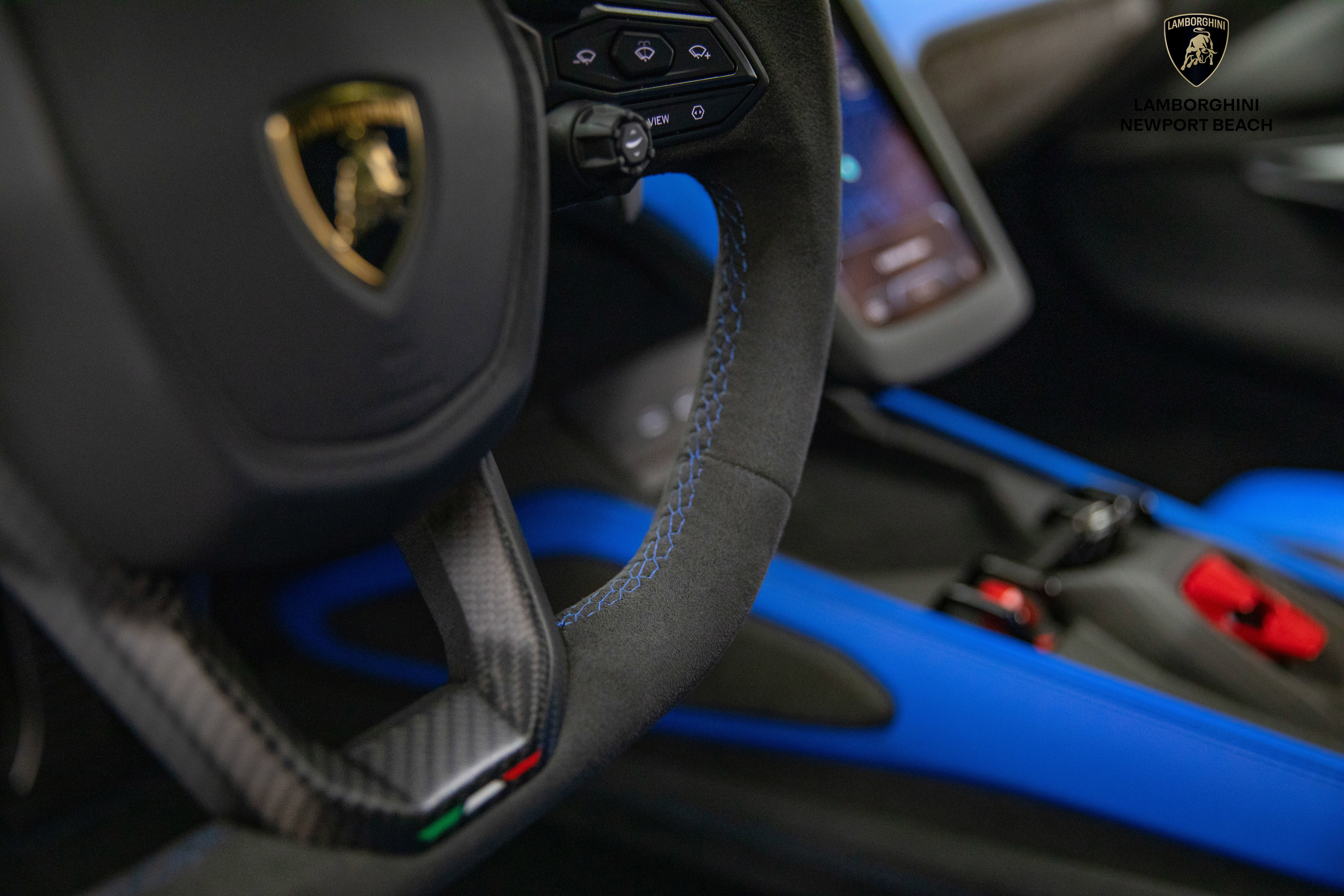 Used 2024 Lamborghini Revuelto image 42