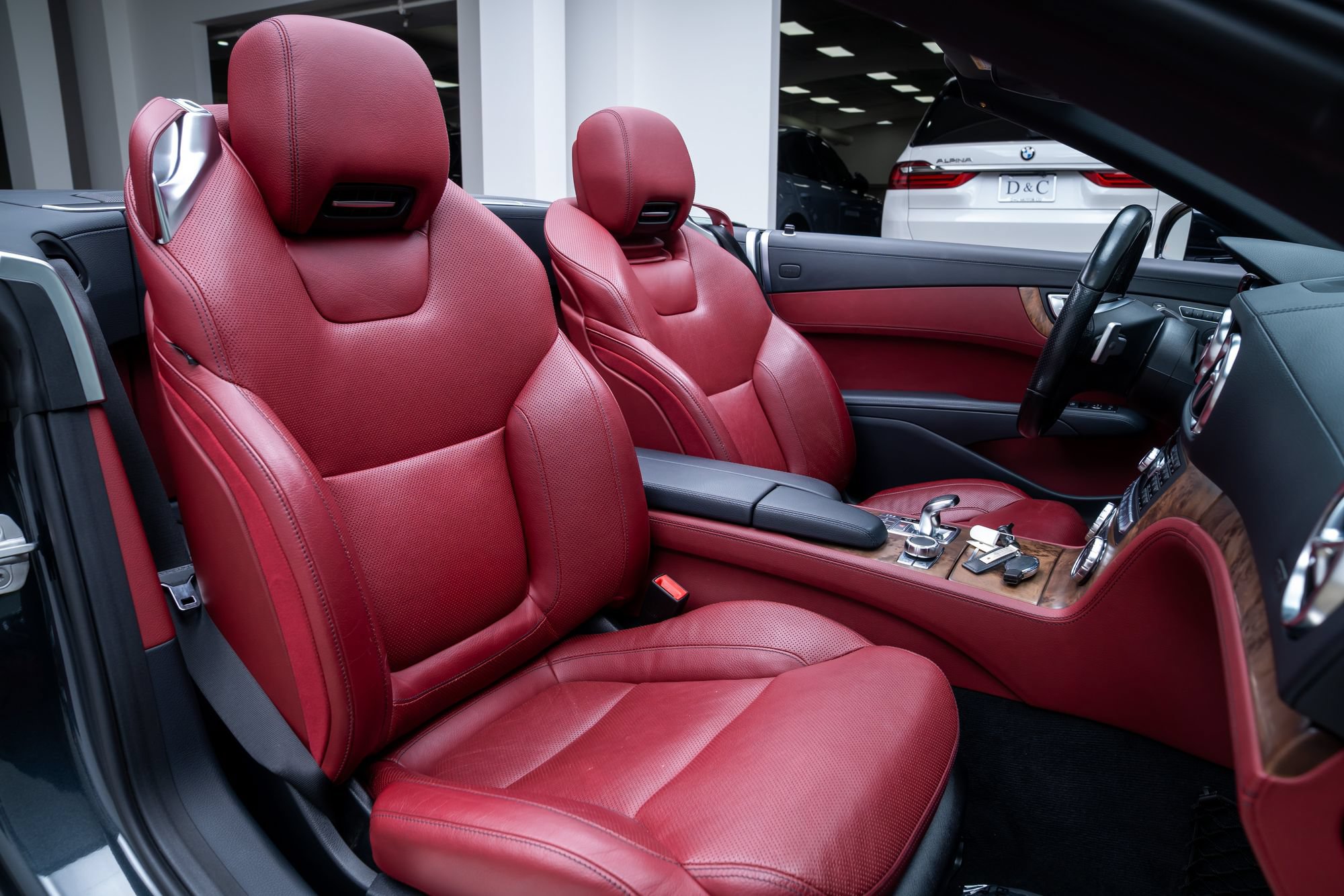 Used 2015 Mercedes-Benz SL 550 image 22