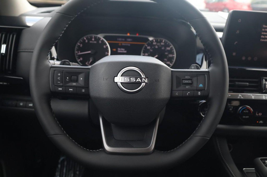New 2026 Nissan Pathfinder SV w/ Cargo Package AWD/4WD image 8