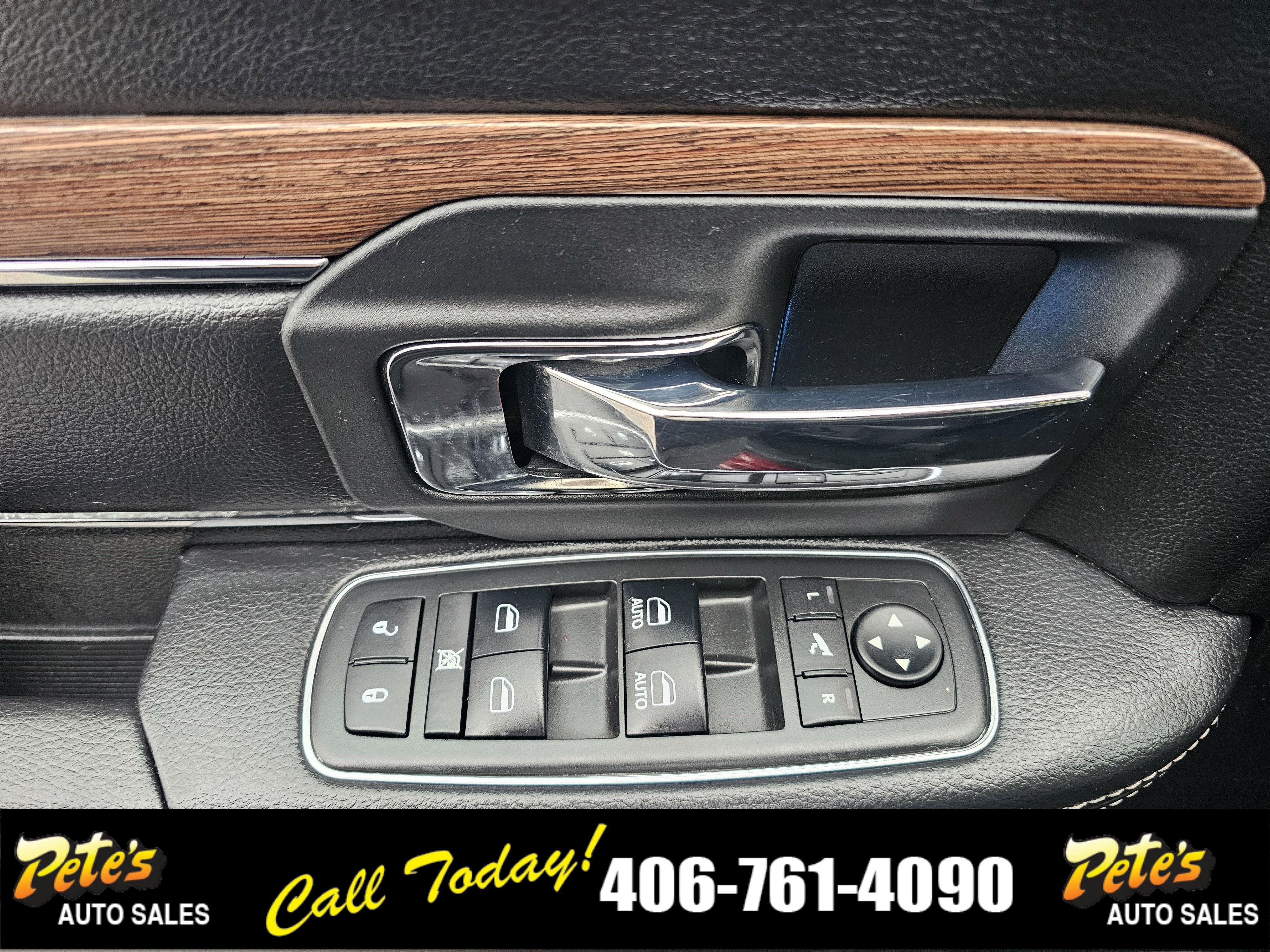 Used 2018 RAM 1500 Laramie w/ Convenience Group image 18