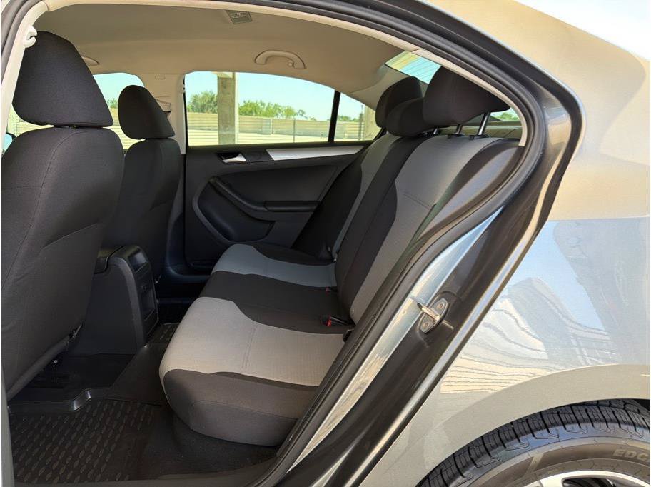 Used 2017 Volkswagen Jetta S FWD image 11