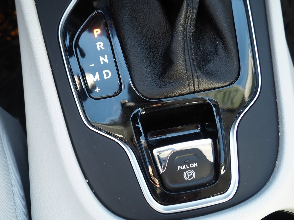 Used 2022 Jeep Cherokee Limited image 23