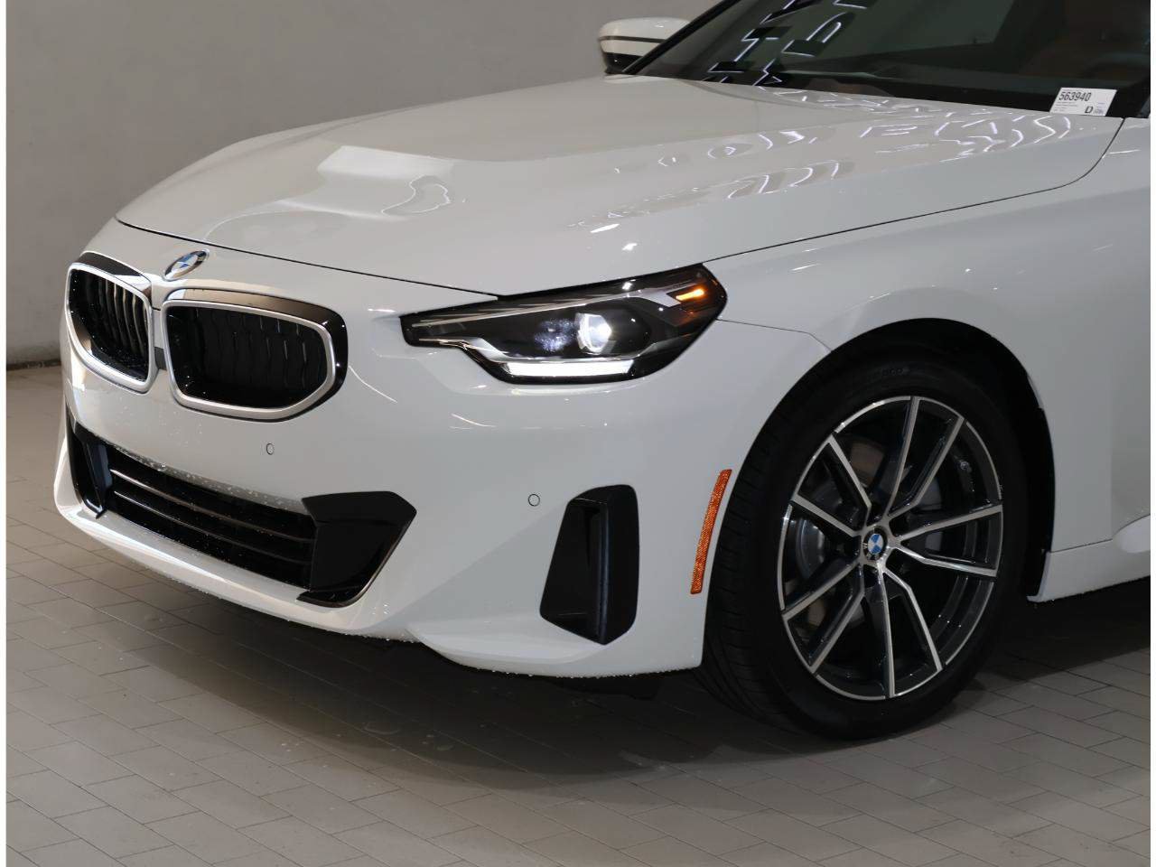 New 2026 BMW 230i Coupe w/ Convenience Package RWD image 2