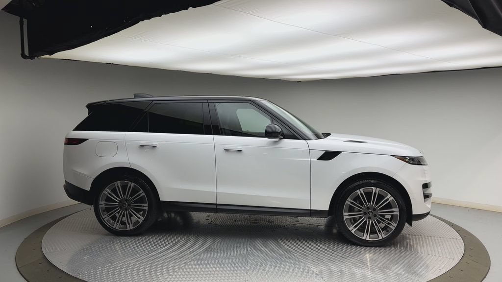 Certified 2024 Land Rover Range Rover Sport SE AWD/4WD image 9