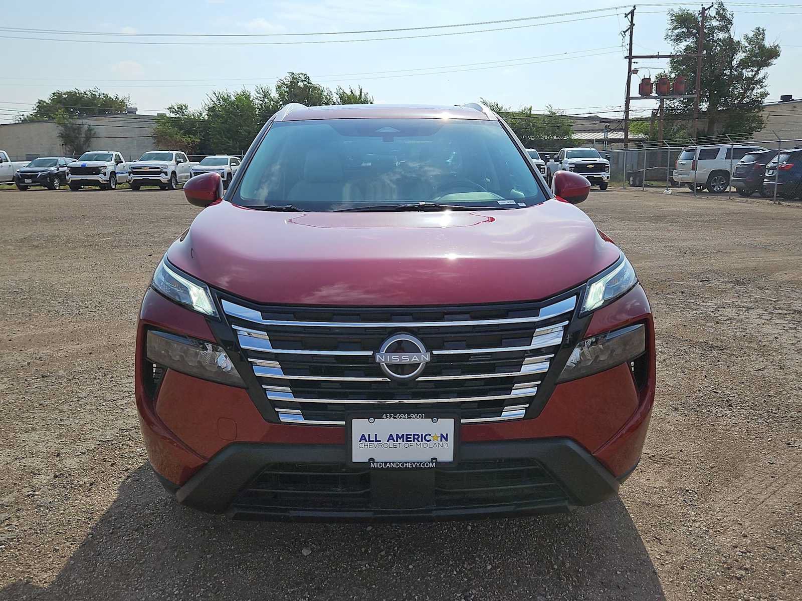 Used 2026 Nissan Rogue SV w/ SV Premium Package FWD image 3
