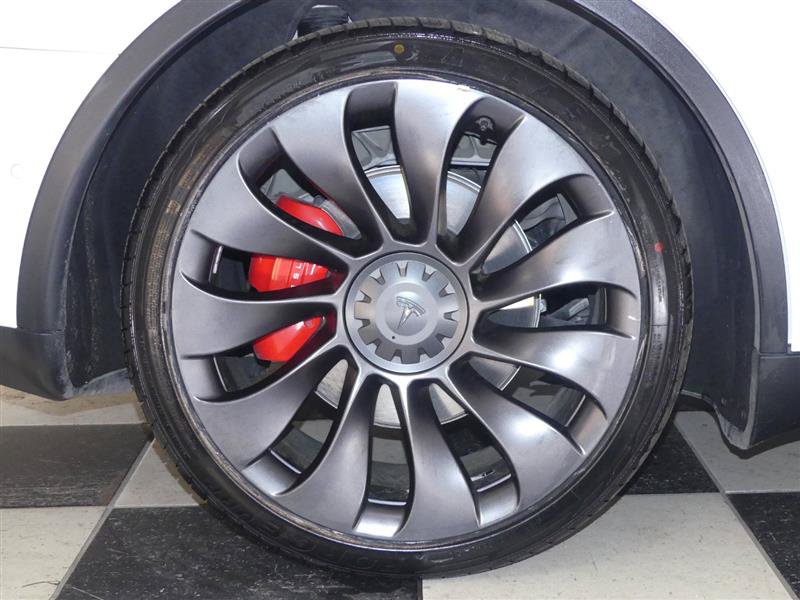 Used 2022 Tesla Model Y Performance AWD/4WD image 31