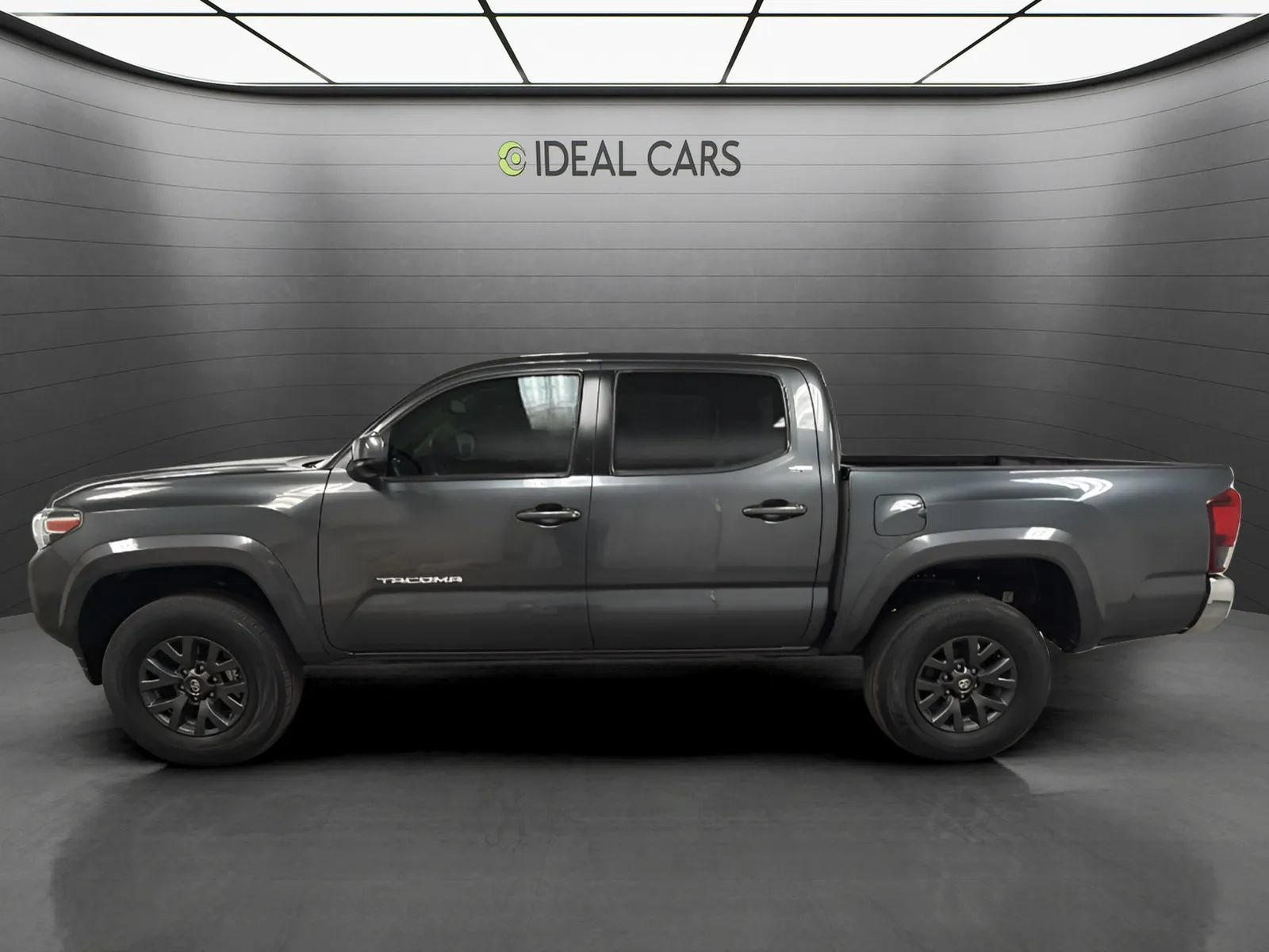 Used 2023 Toyota Tacoma SR5 RWD image 8