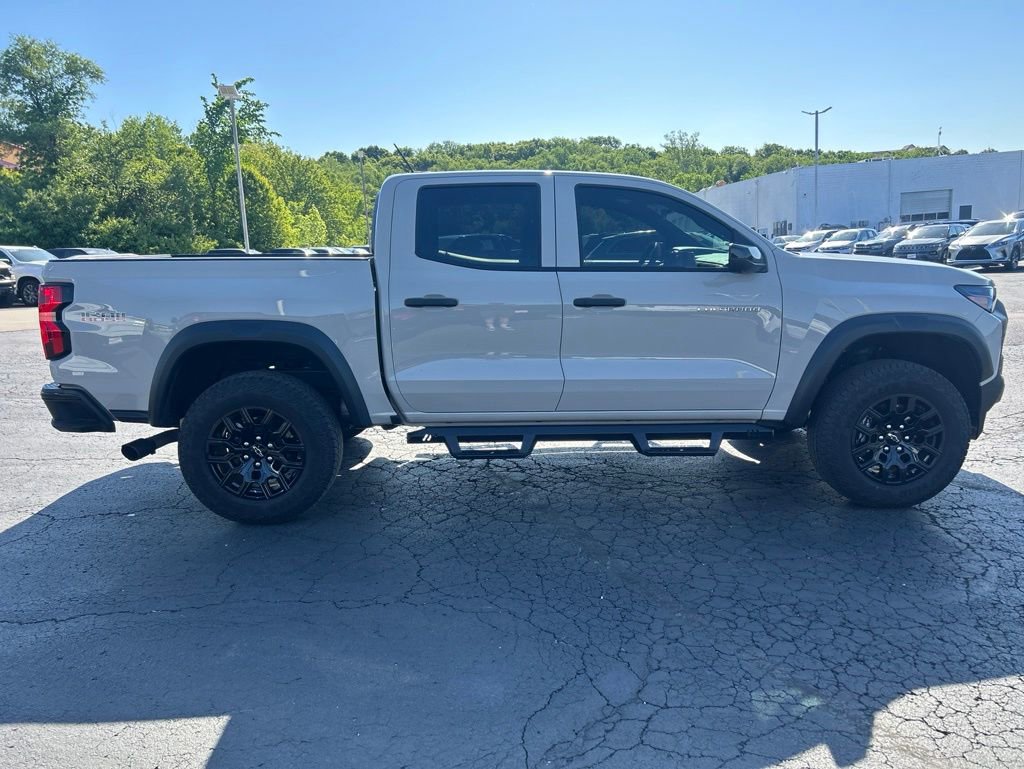 Used 2026 Chevrolet Colorado Trail Boss AWD/4WD image 4