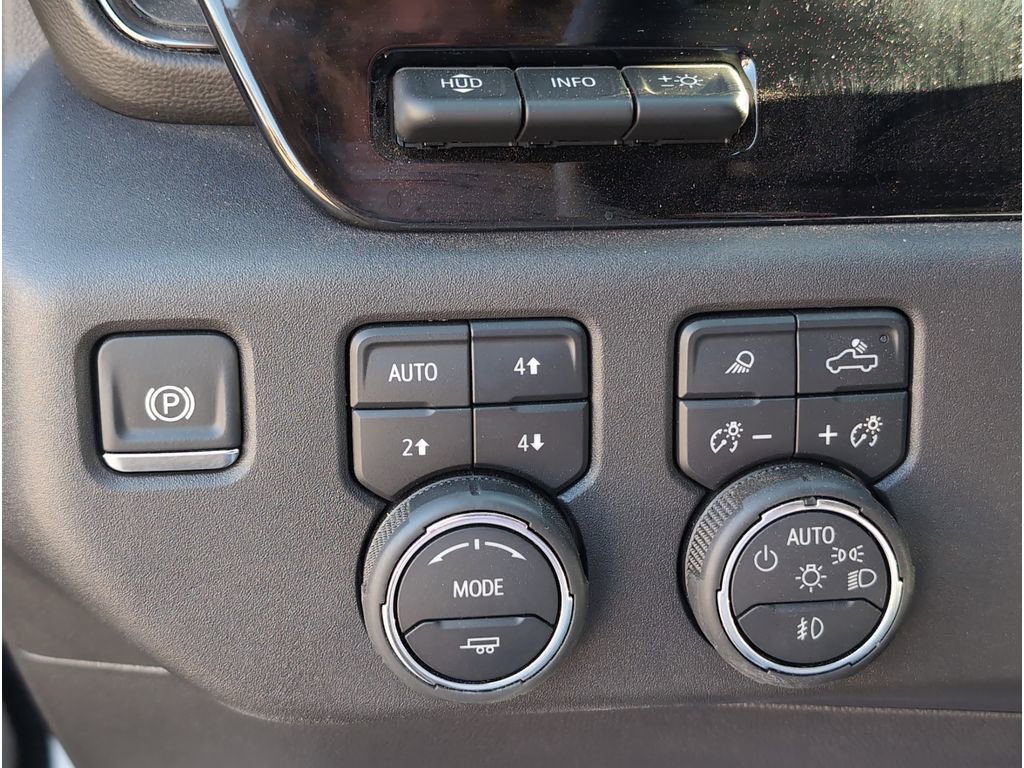 Used 2024 Chevrolet Silverado 1500 ZR2 w/ Technology Package image 28