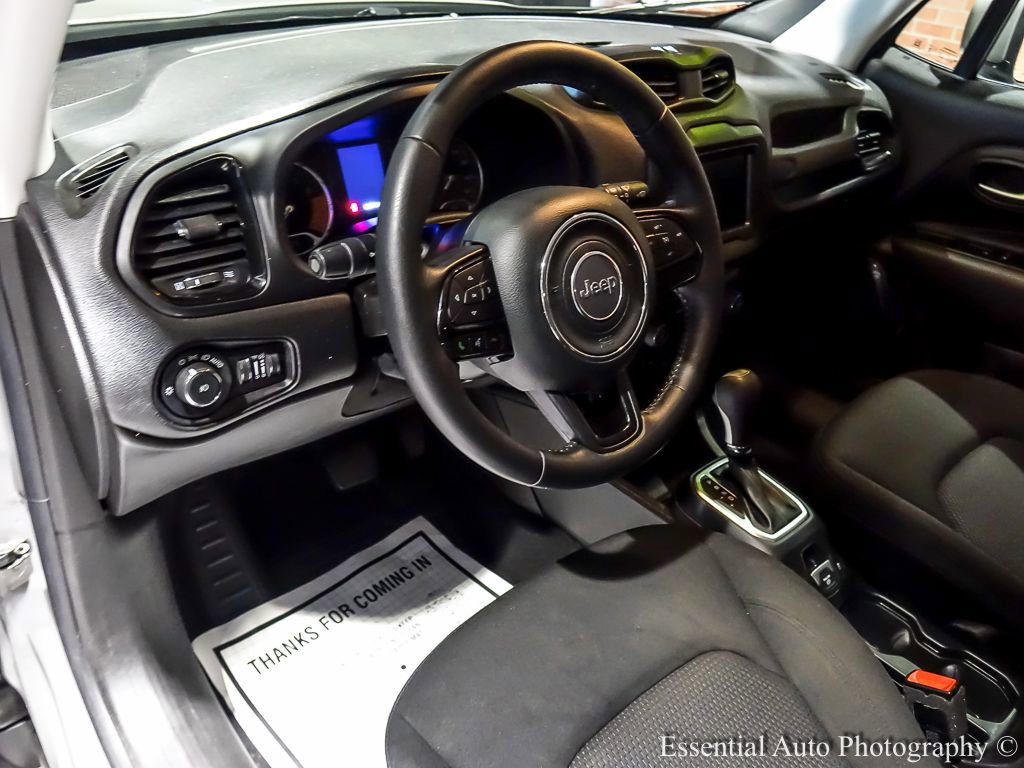 Used 2020 Jeep Renegade Altitude FWD image 12