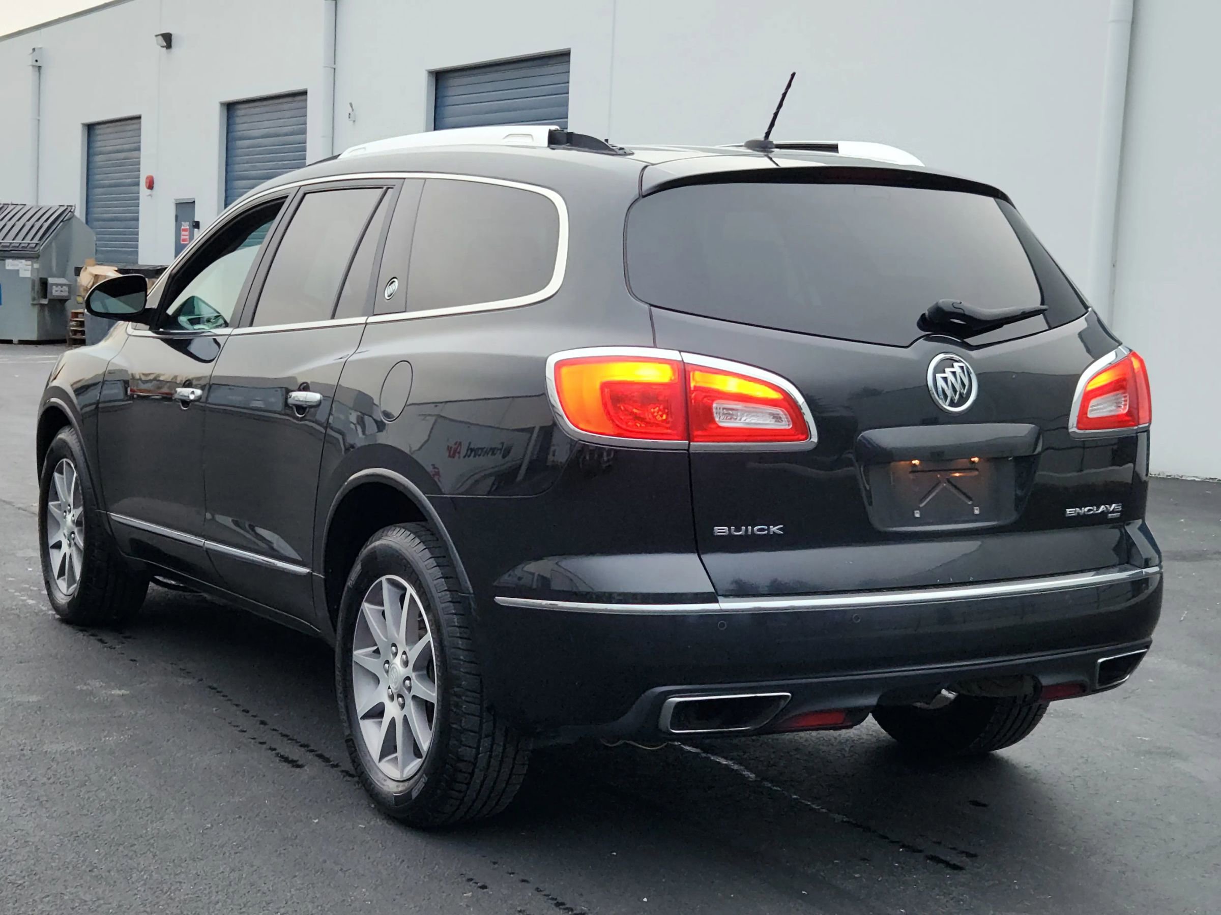 Used 2014 Buick Enclave Leather image 3