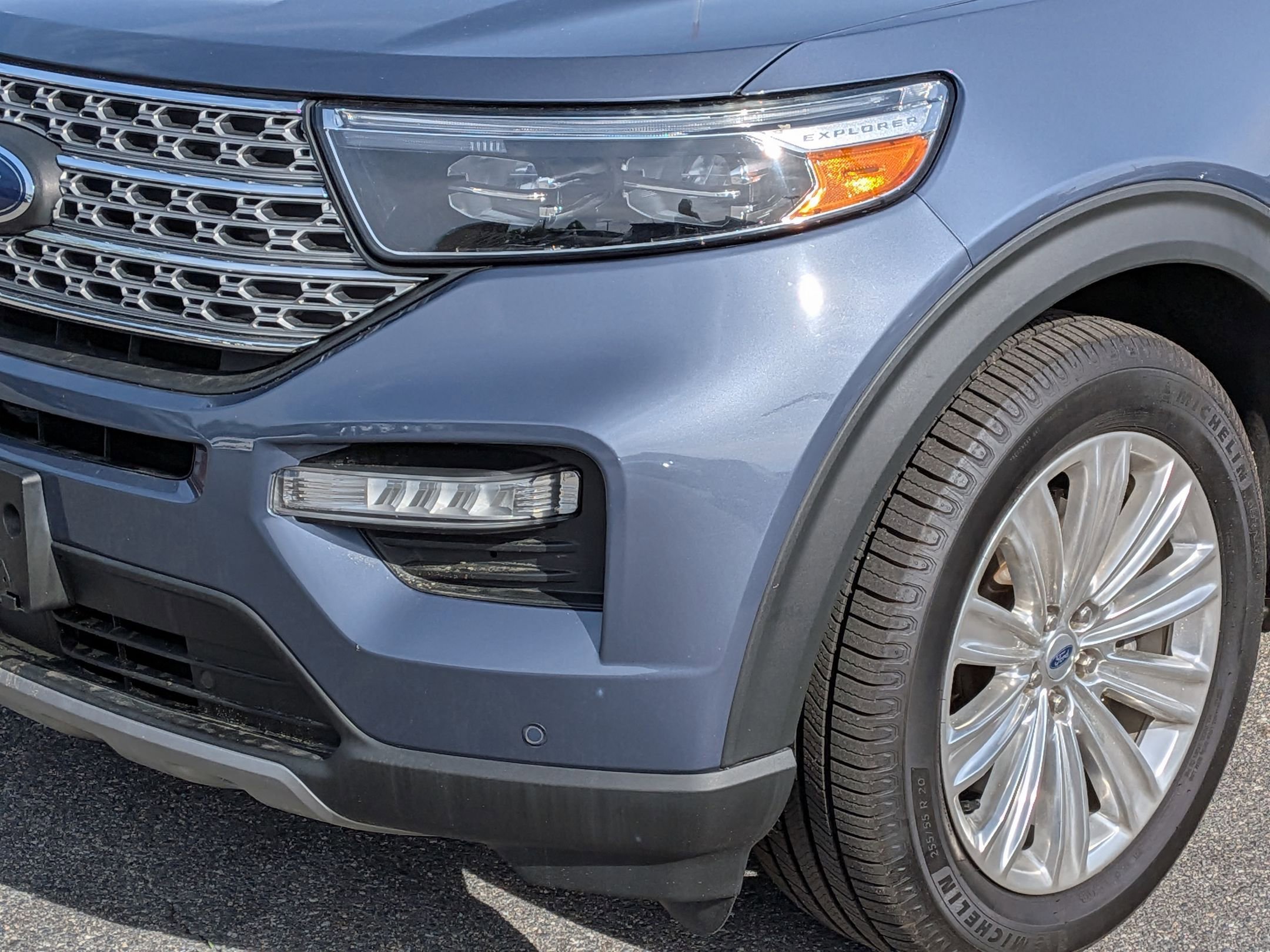 Used 2021 Ford Explorer Limited w/ Hybrid Equipment Group 310A RWD image 9