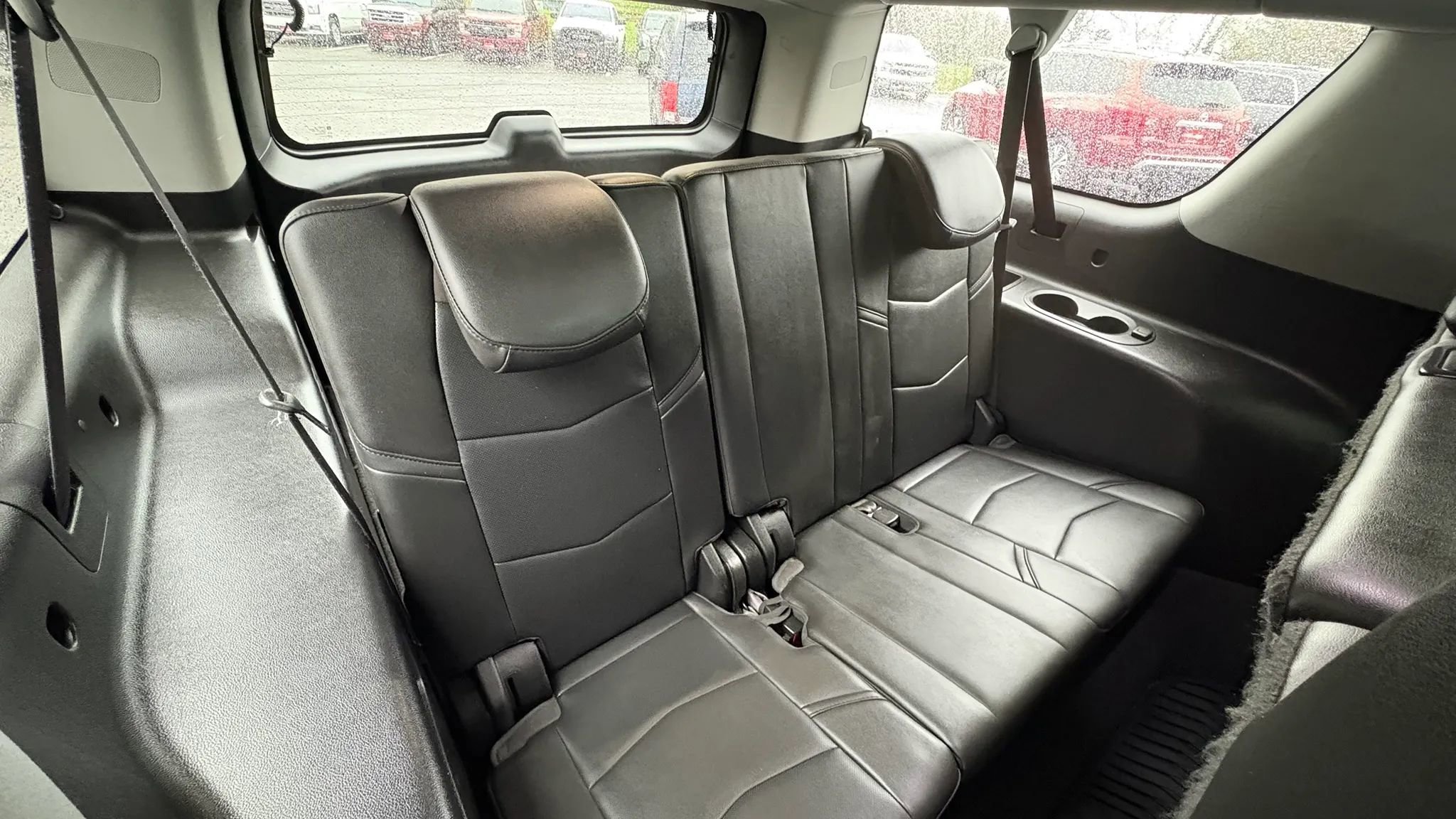 Used 2017 Cadillac Escalade ESV Luxury AWD/4WD image 29