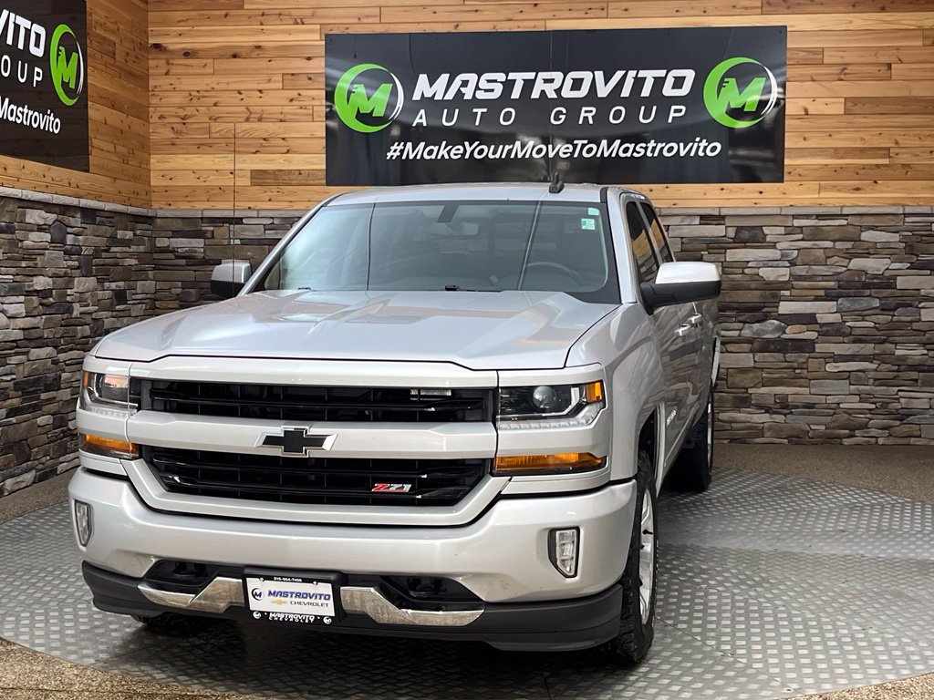 Used 2018 Chevrolet Silverado 1500 LT w/ All Star Edition AWD/4WD image 7