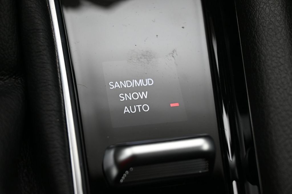 New 2026 Jeep Compass Latitude AWD/4WD image 16