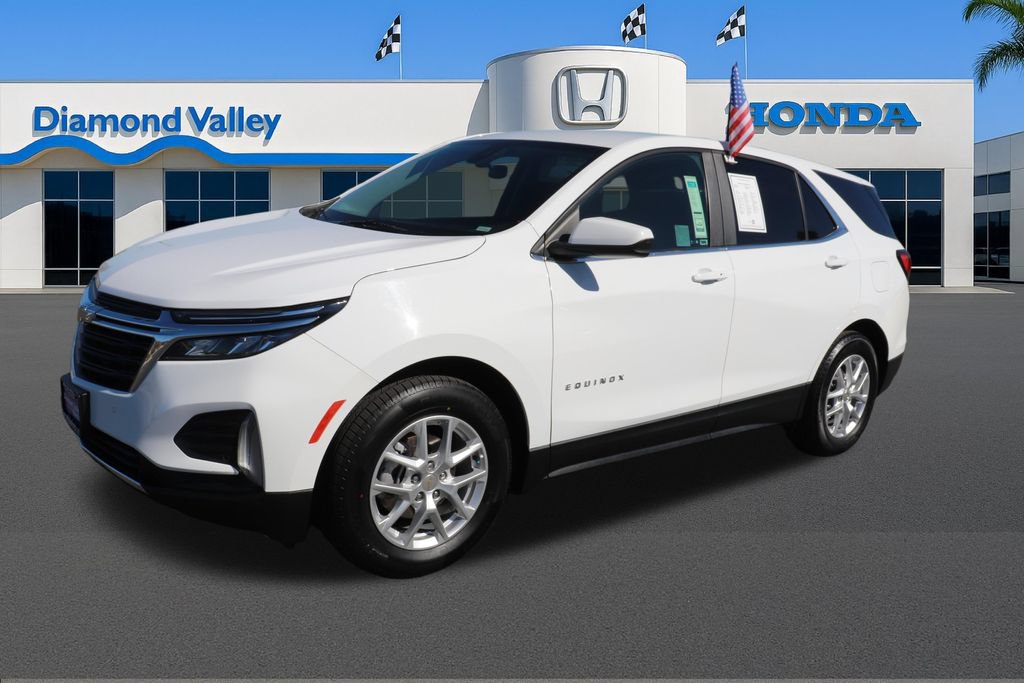 Used 2024 Chevrolet Equinox LT FWD image 3