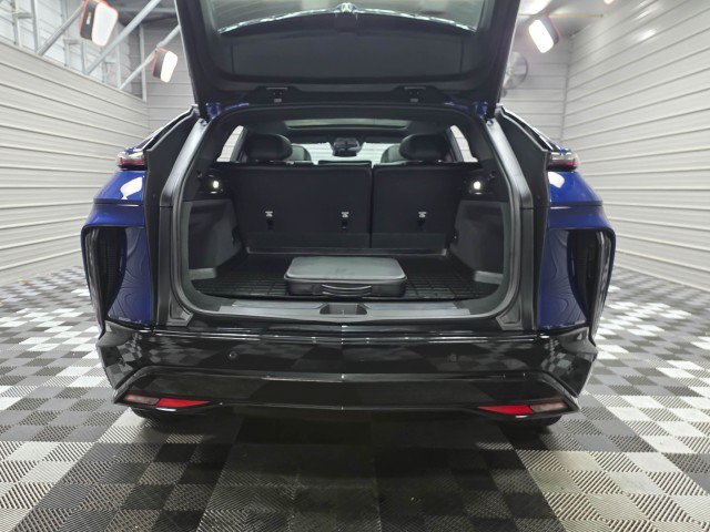 Used 2024 Cadillac Lyriq Sport AWD/4WD image 41