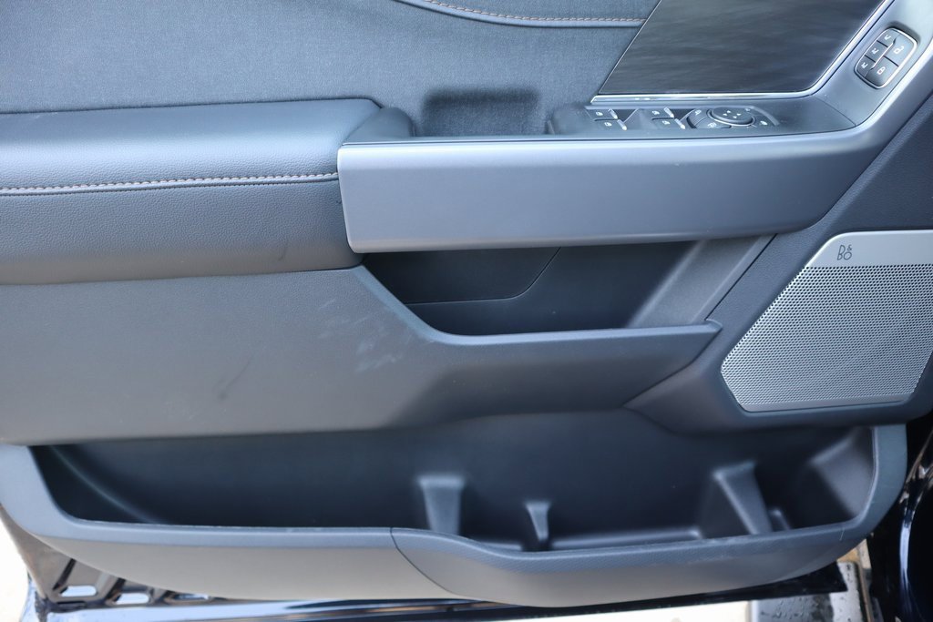 New 2025 Ford F150 Lariat w/ Equipment Group 502A High image 17