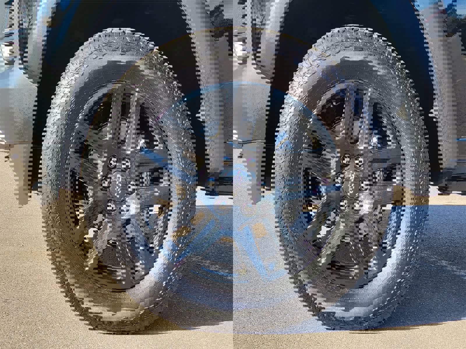 Used 2025 Chevrolet Colorado Trail Boss image 10