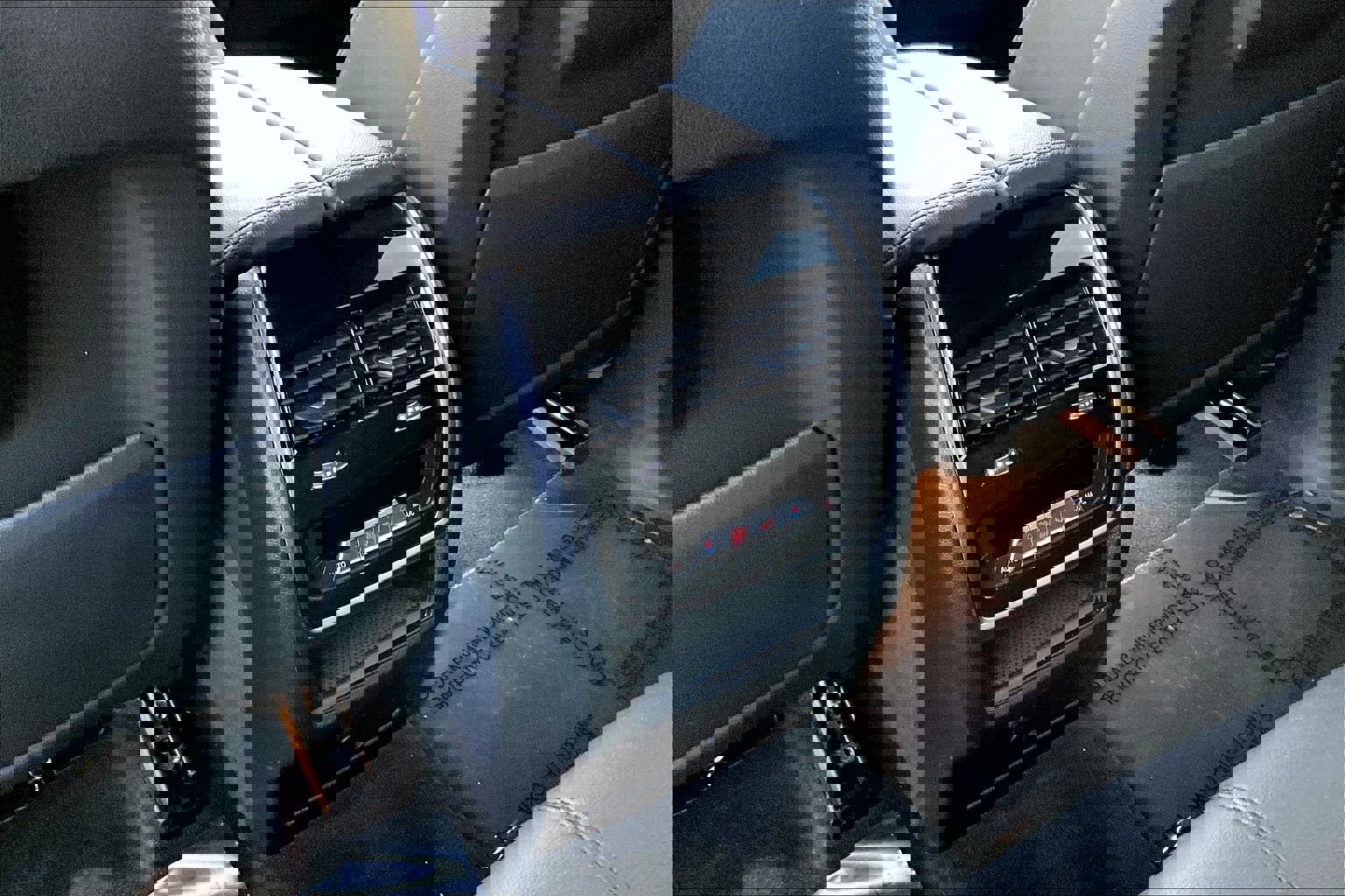 Used 2022 BMW X5 xDrive40i image 11