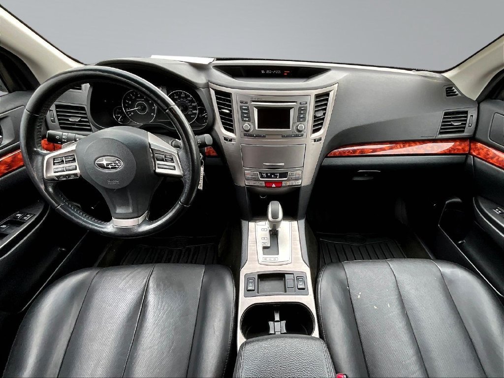 Used 2012 Subaru Outback 2.5i Limited w/ Moonroof Pkg AWD/4WD image 9