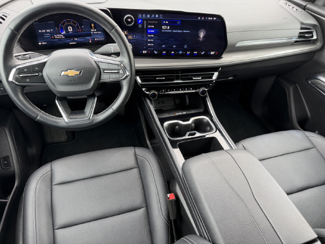 Used 2026 Chevrolet Traverse LT FWD image 18