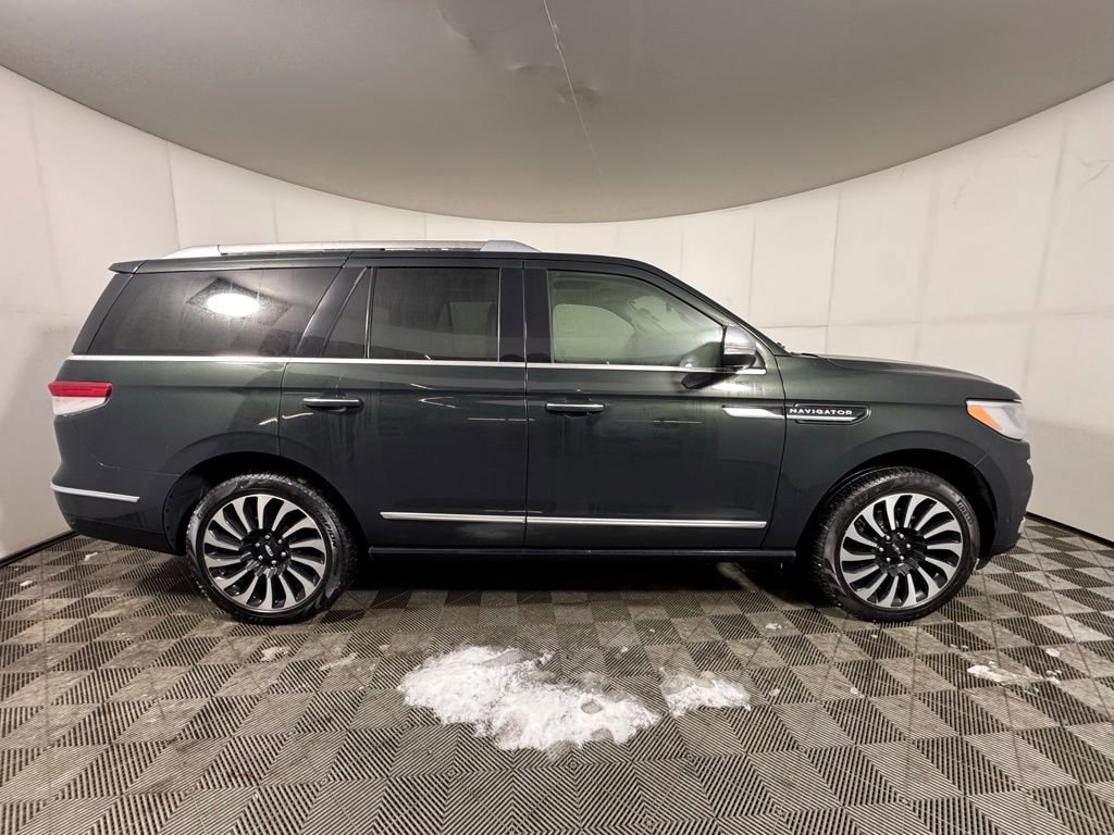 Certified 2023 Lincoln Navigator Black Label image 5