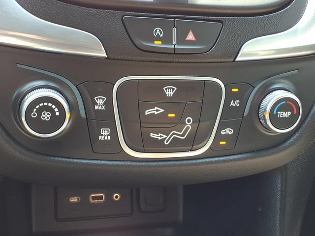 Used 2022 Chevrolet Equinox LT AWD/4WD image 17