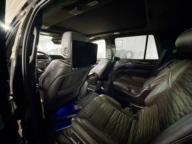 Used 2022 Cadillac Escalade Sport Platinum AWD/4WD image 9