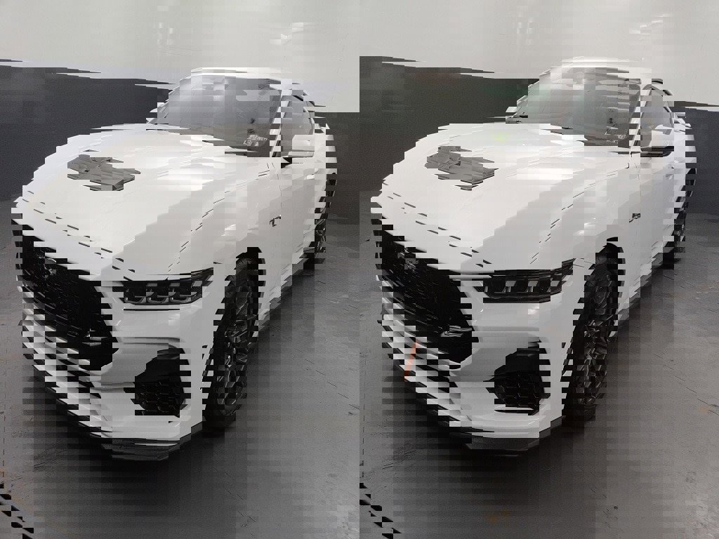 Used 2024 Ford Mustang GT Premium w/ GT Performance Package image 7