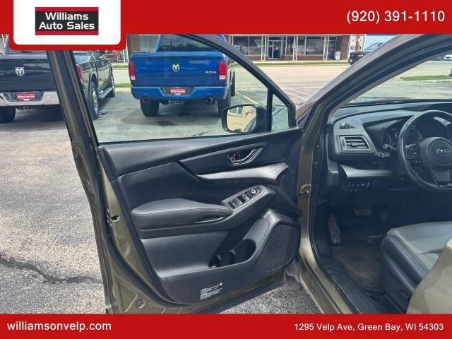 Used 2022 Subaru Ascent Onyx Edition AWD/4WD image 2