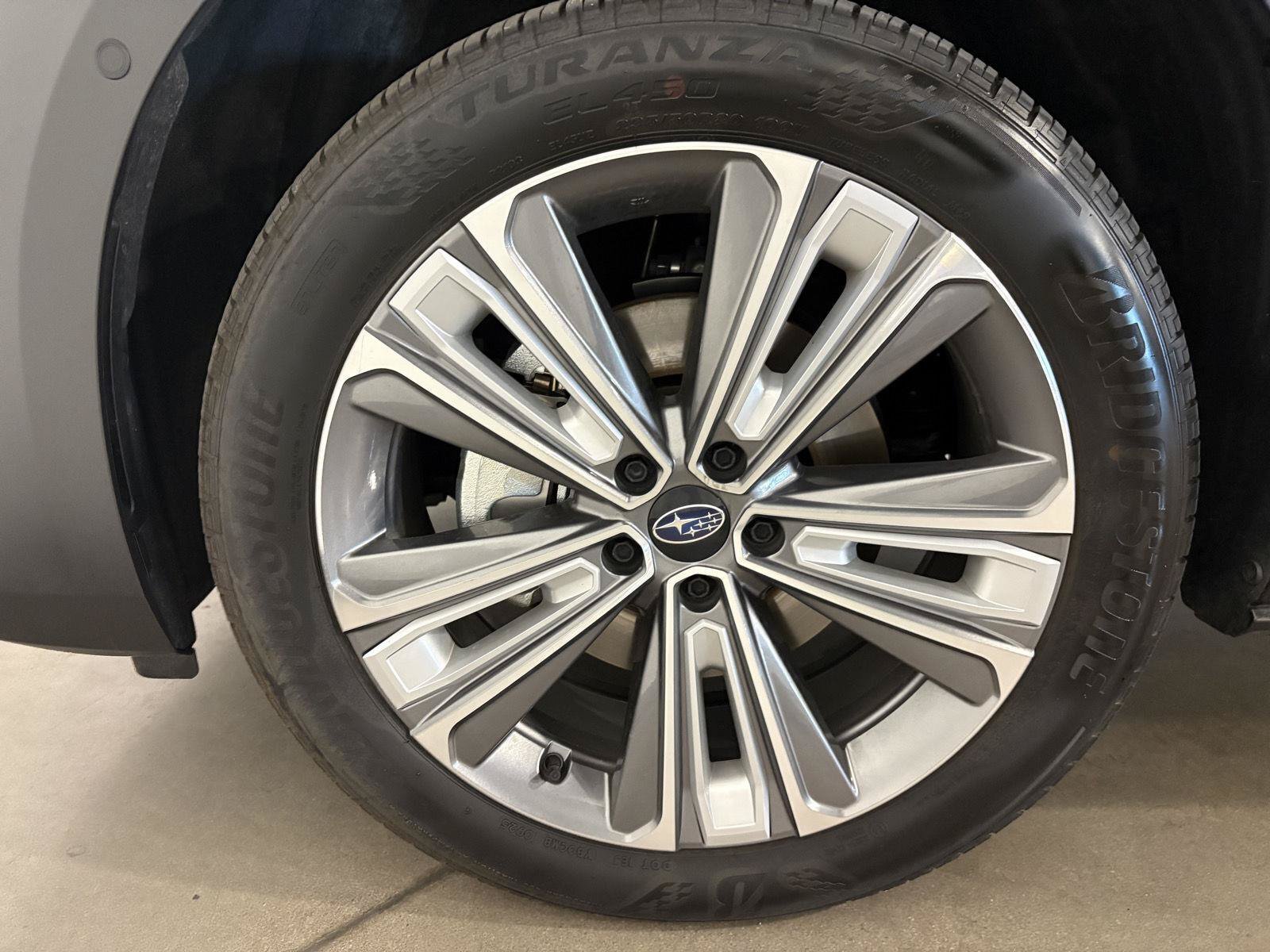 Used 2025 Subaru Solterra AWD/4WD image 42