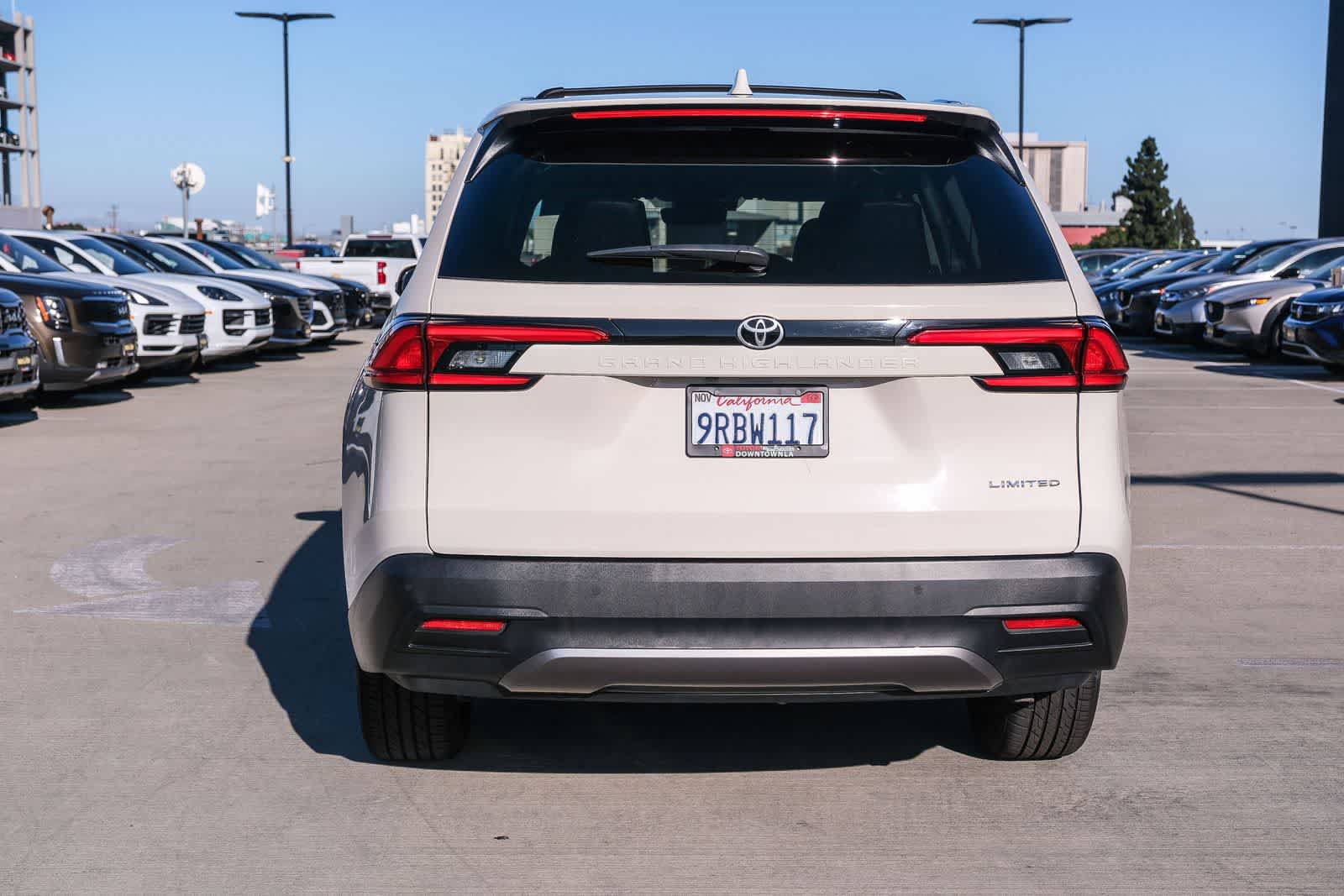 Certified 2024 Toyota Grand Highlander FWD image 5