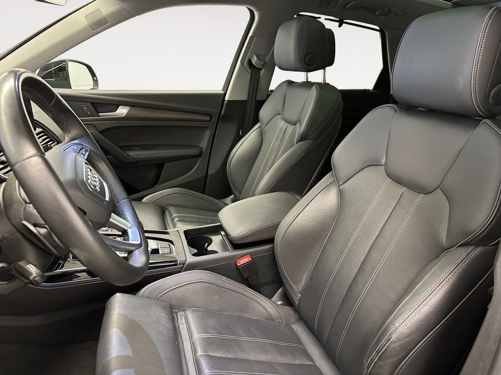 Used 2023 Audi Q5 2.0T Premium Plus w/ Premium Plus Package image 8