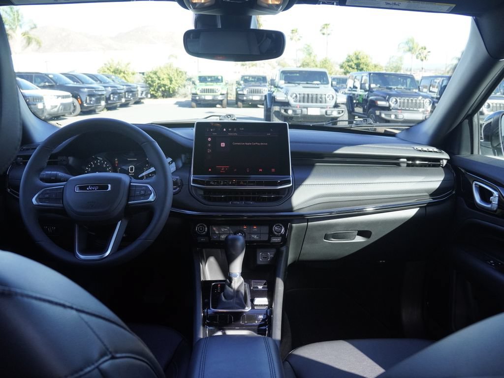 Certified 2026 Jeep Compass Latitude AWD/4WD image 29